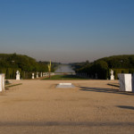 Thumbnail of http://Penone%20Giuseppe,%20Anatomie,%20Sigillo%20(Sceau)%20marbre%20blanc%20de%20Carrare,%20Esplanade%20du%20Château%20de%20Versailles