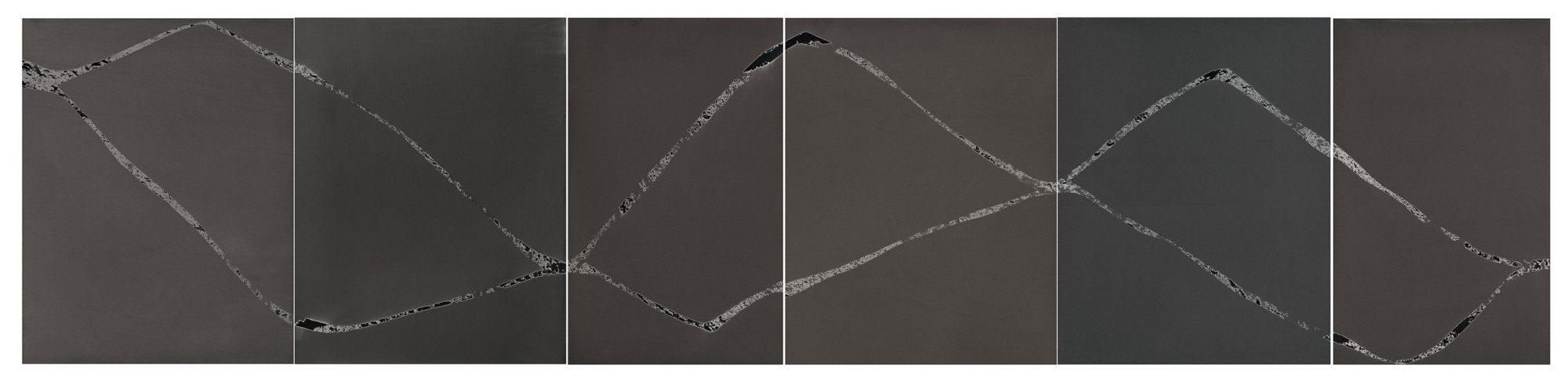 image Vittoria-Gerardi_Confine_composition3_6x7each_Courtesy-Galerie-Thierry-Bigaignon
