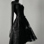 Thumbnail of http://Robe%20de%20cocktail,%20printemps-été%201959%20Dentelle%20noire%20de%20DogninCocktail%20dress%20Spring-Summer%201959%20Black%20Dognin%20laceParis,%20Patrimoine%20de%20CHANEL%20©%20Julien%20T.%20Hamon
