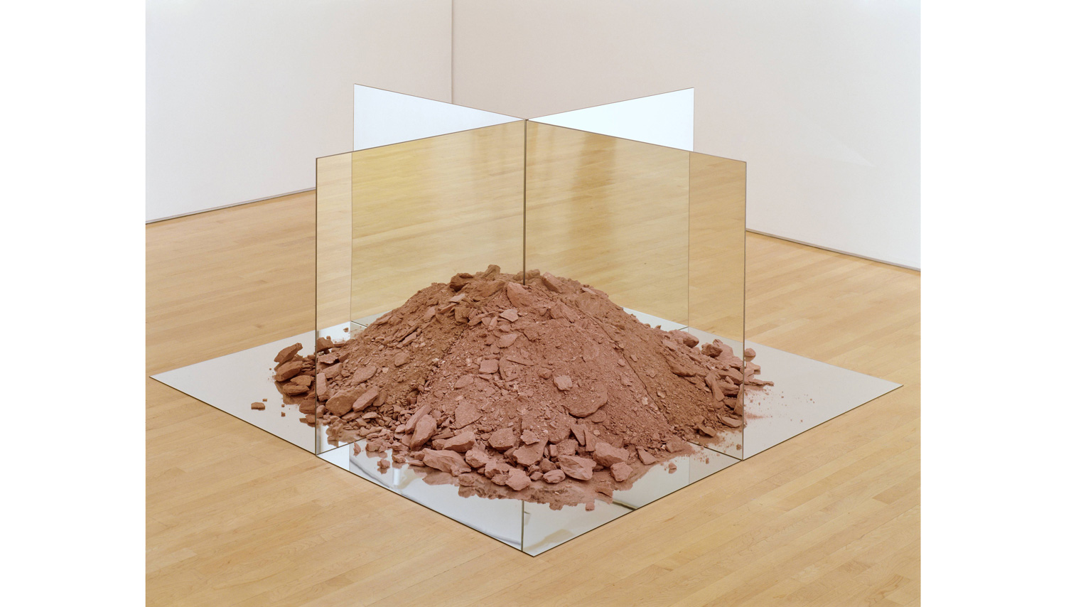 image Non-site-(Essen-Soil-and-Mirrors)