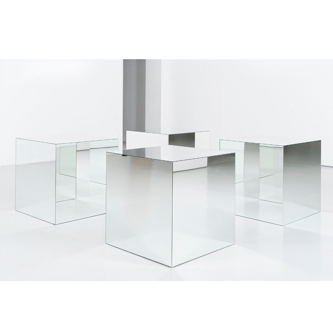 image Robert Morris, Mirrored Cubesjpg
