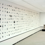 Thumbnail of http://« Série%20policière »%202013%20-%20mur%20de%20510%20dessins%202000/2012,%20paint%20marker%20sur%20papier,%2019%20x%2021%20cm%20chacun%20-%20« Chant%20des%20Sirènes »%201990 /1996,%20ordinateur%20mac+,%20panier%20à%20laine%20-%20« Déesse%201 »%202006,%20%20stick%20à%20l'huile,%20crin%20de%20cheval,%20arches,%20176,5%20x%20119,5%20cm%20.