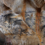 Thumbnail of http://Grotte%20Chauvet%20-%20Panneau%20des%20chevaux%20vue%20large%20-%20Ardèche%20-%20Photo%20©%20Patrick%20Aventurier