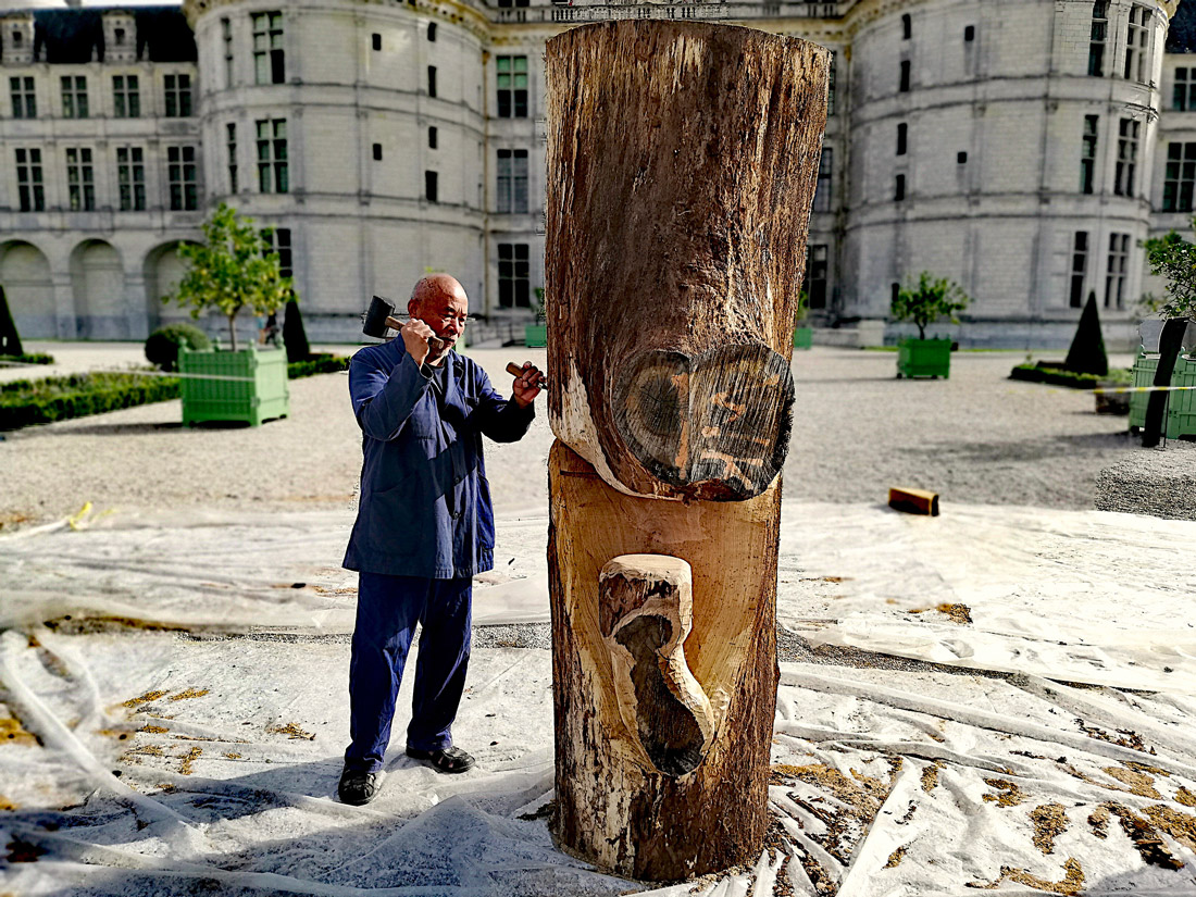 image Wang-Keping,-création-in-situ,-Château-de-Chamborg;-©Harry-Kampianne-(2)